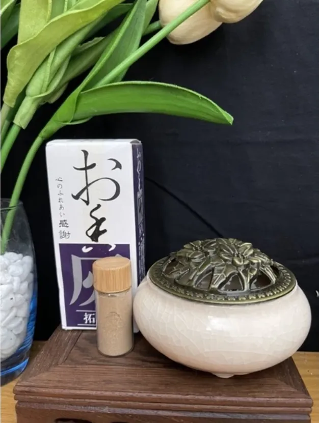 White Ash Powder – Heat Base for Agarwood Powder Burning (Incense Accessory)